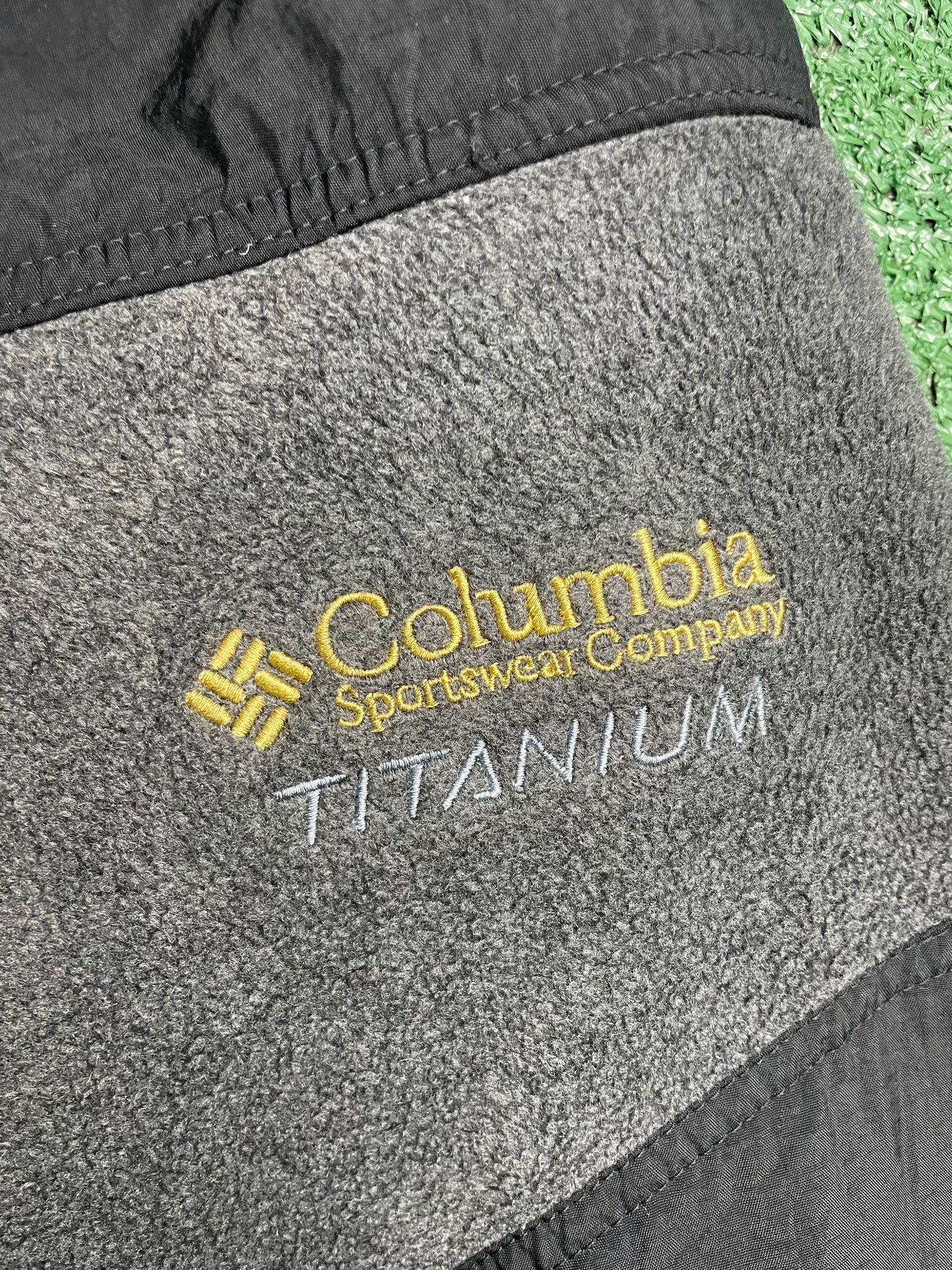 Vintage Columbia titanium fleece