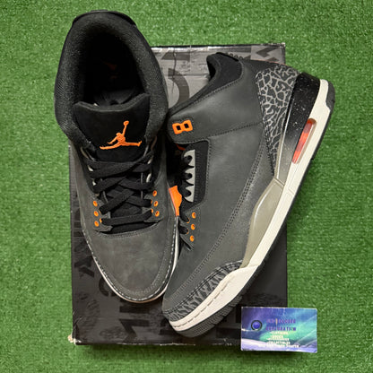 Jordan 3 Fear 10.5 Men “Preowned”