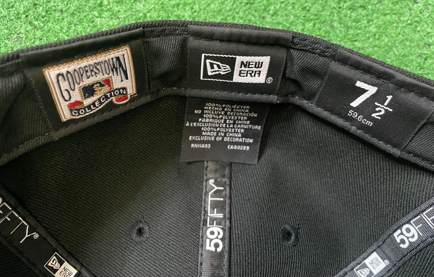 Seattle Mariners 30th anniversary fitted hat