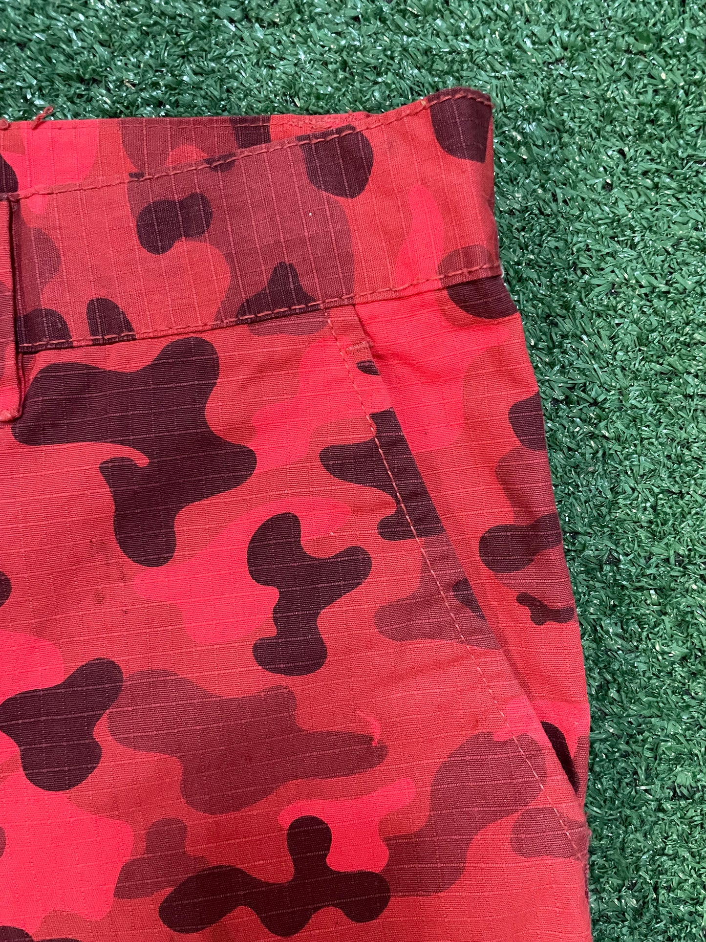 Vintage LRG red cargo camo shorts