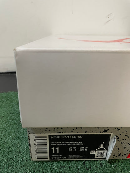Air Jordan 4 white Oreo size 11men/12.5women