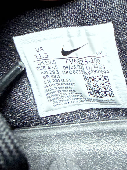 Kobe 8 Mambacita 11.5 Men/13 Women “Preowned”