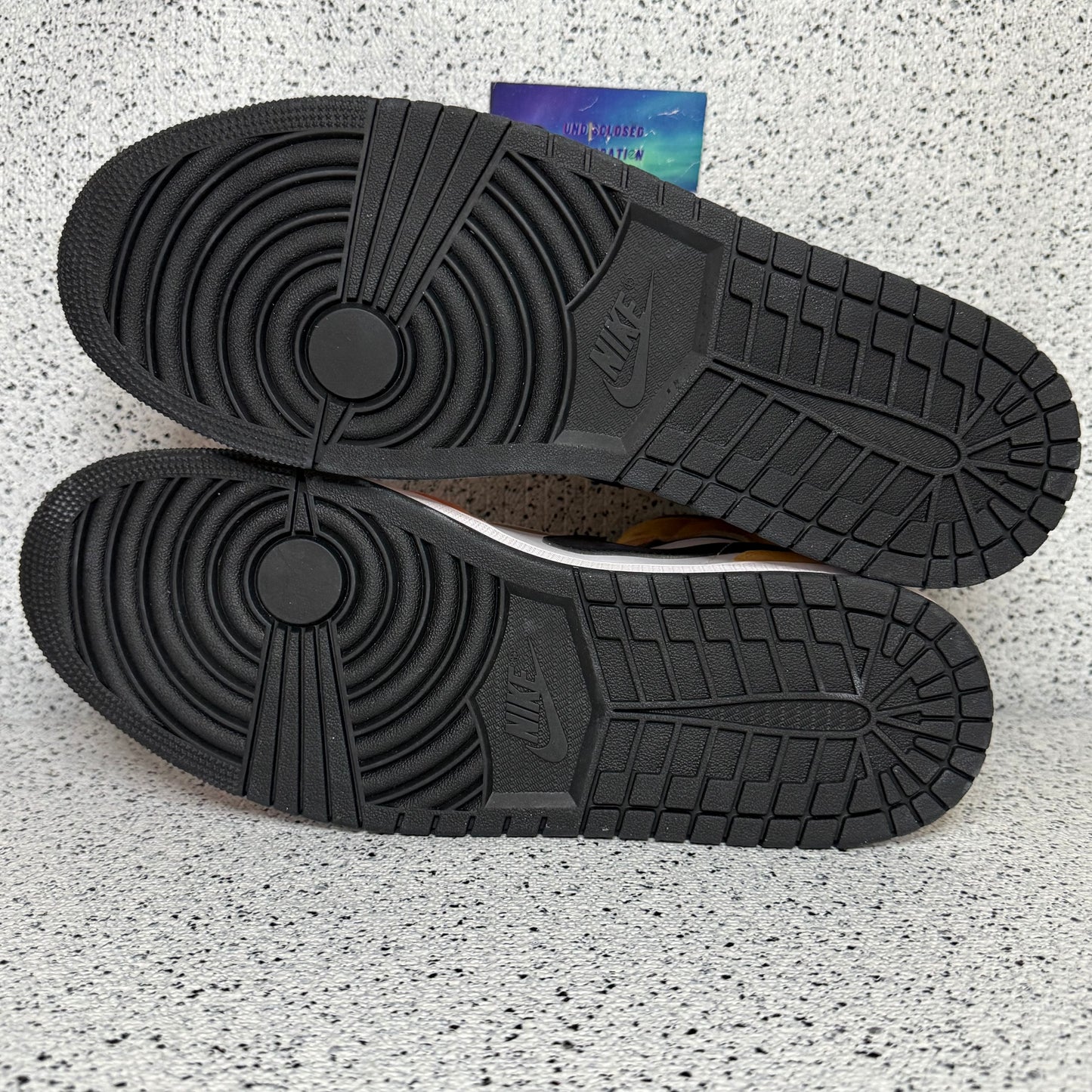 Jordan 1 Mid Flight Club