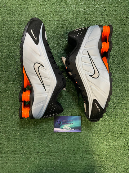 Nike R4 Shox blue tint