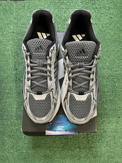Adidas spiritain 2000 grey