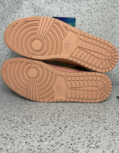 Jordan 1 Mid Coral Gold