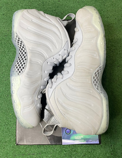 Nike foamposite wolf grey suede
