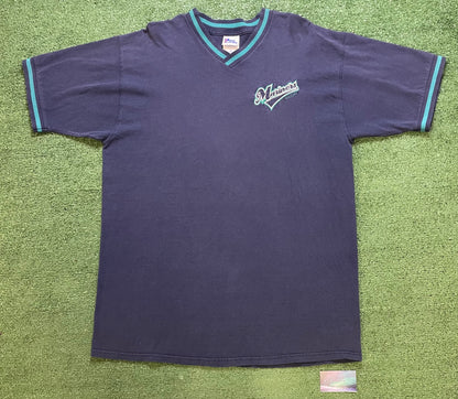 Vintage 1990s Seattle Mariners embroidered tee
