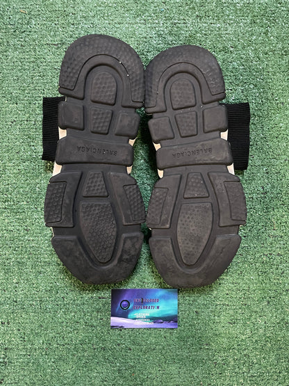 Balenciaga speed trainer size 8men/9.5women(EU 41)