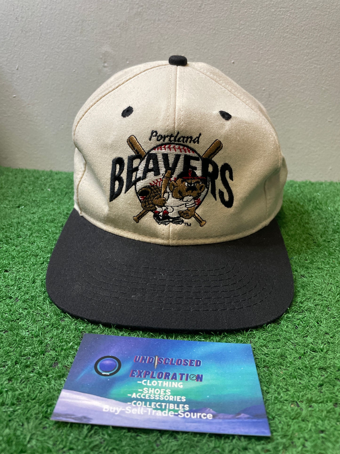 Vintage 1990s Portland Beavers baseball hat