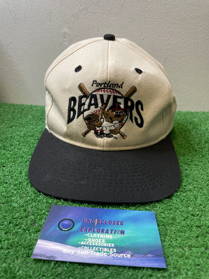 Vintage 1990s Portland Beavers baseball hat