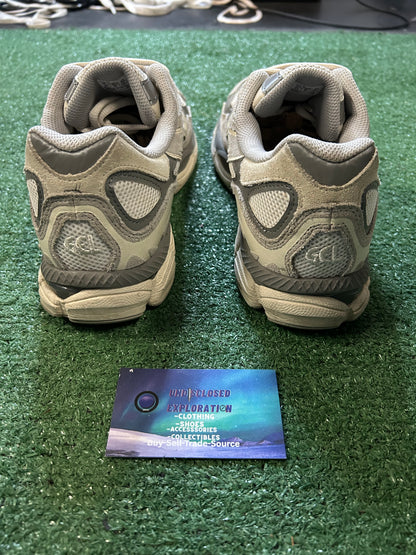 ASICS gel nyc oyster grey size 9.5men/11women