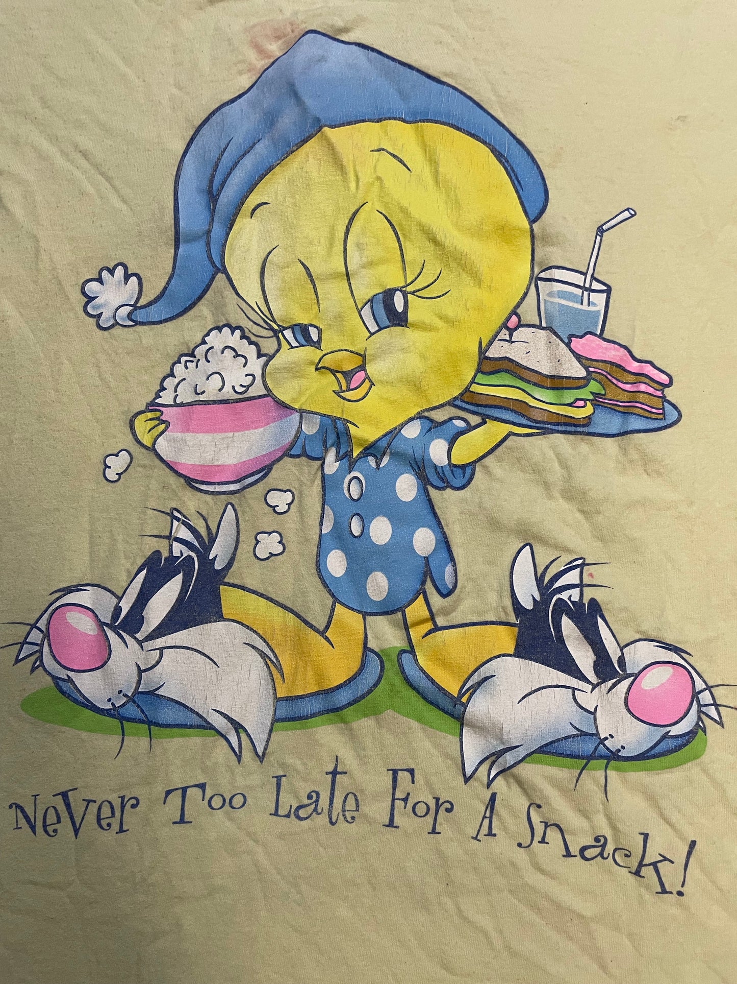 Vintage 2000s looney tunes Tweety bird never too late for a snack yellow tee