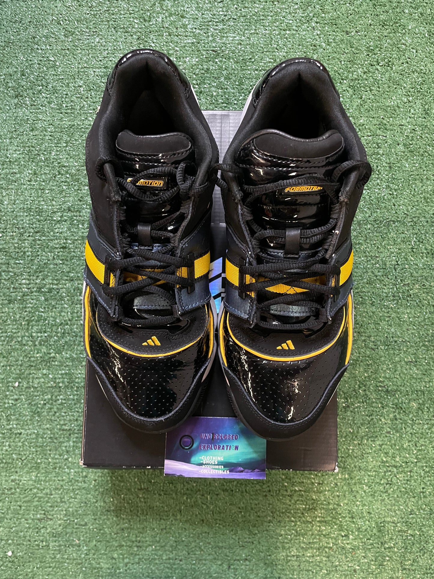 Adidas agent Gil restomod black bold gold size 10.5men/12women