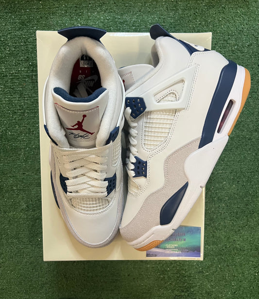 Jordan 4 sb navy