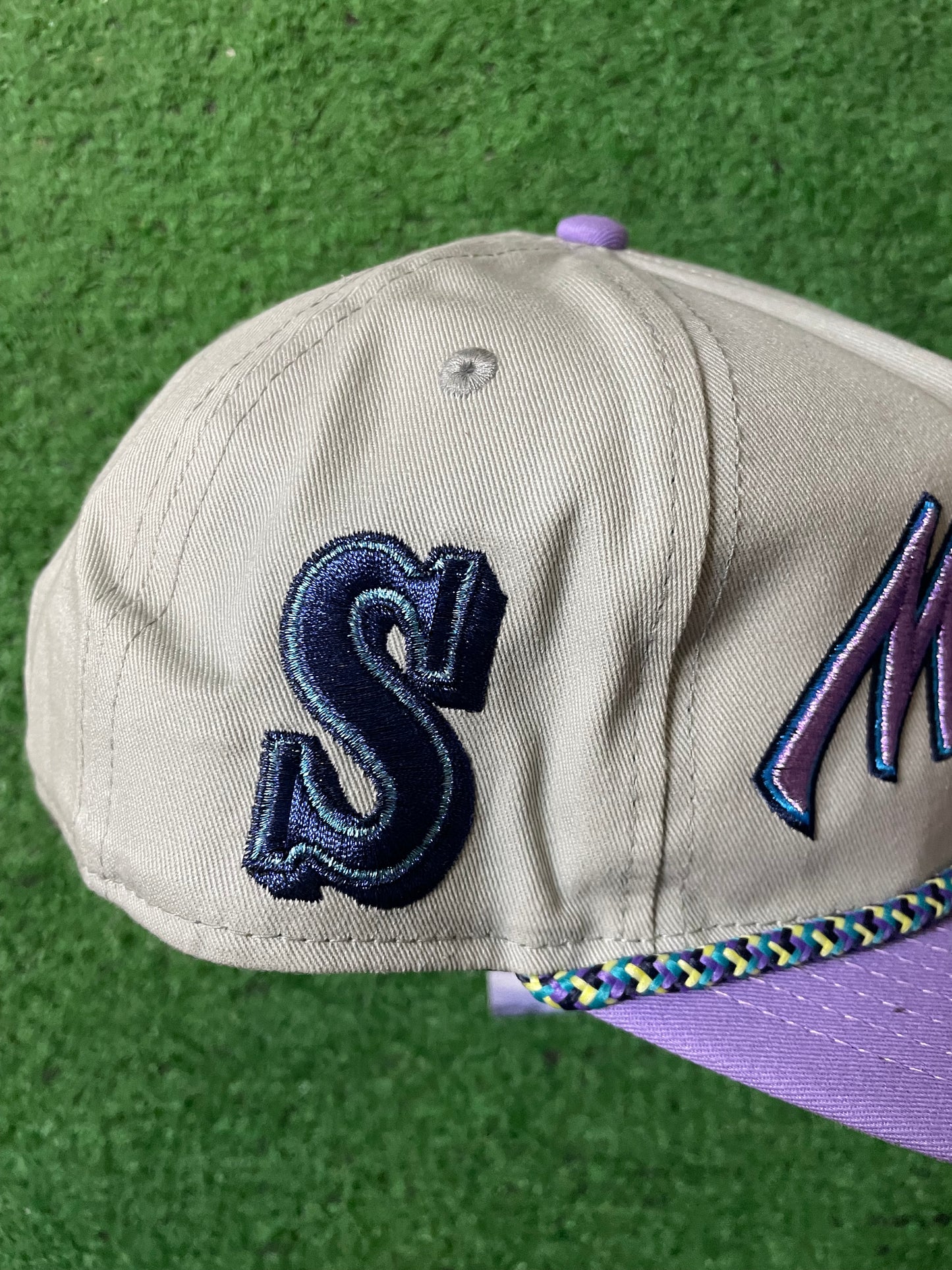 Seattle Mariners grey and light purple hat