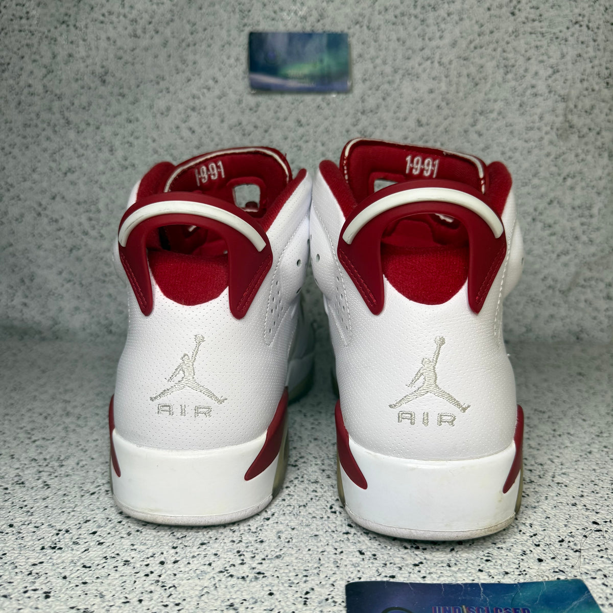 Jordan 6 Alternate Hare 9.5 Men “Preowned”