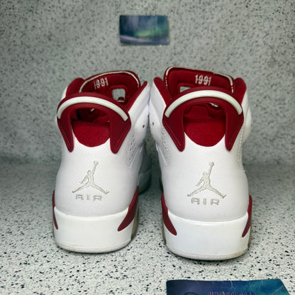 Jordan 6 Alternate Hare 9.5 Men “Preowned”