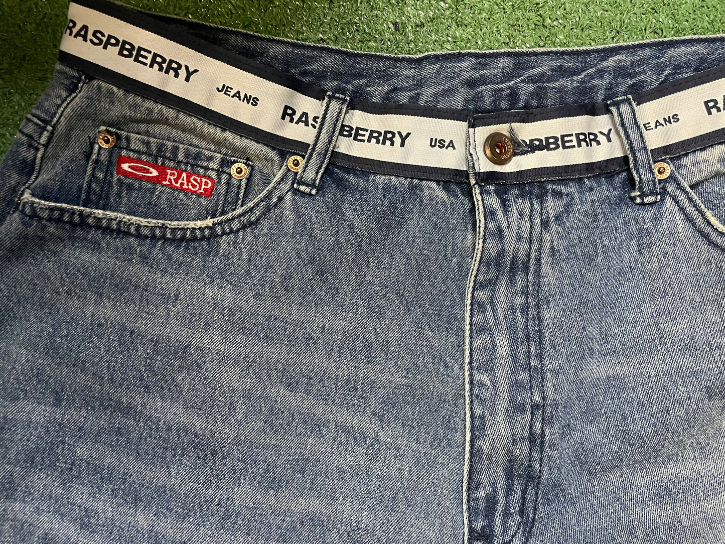GV Gallery Raspberry Hills baggy denim jeans