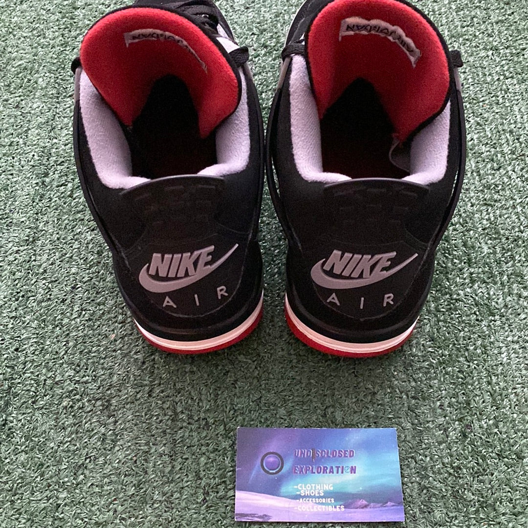 Jordan Retro 4 “Bred” 2019 size 8.5men/10women