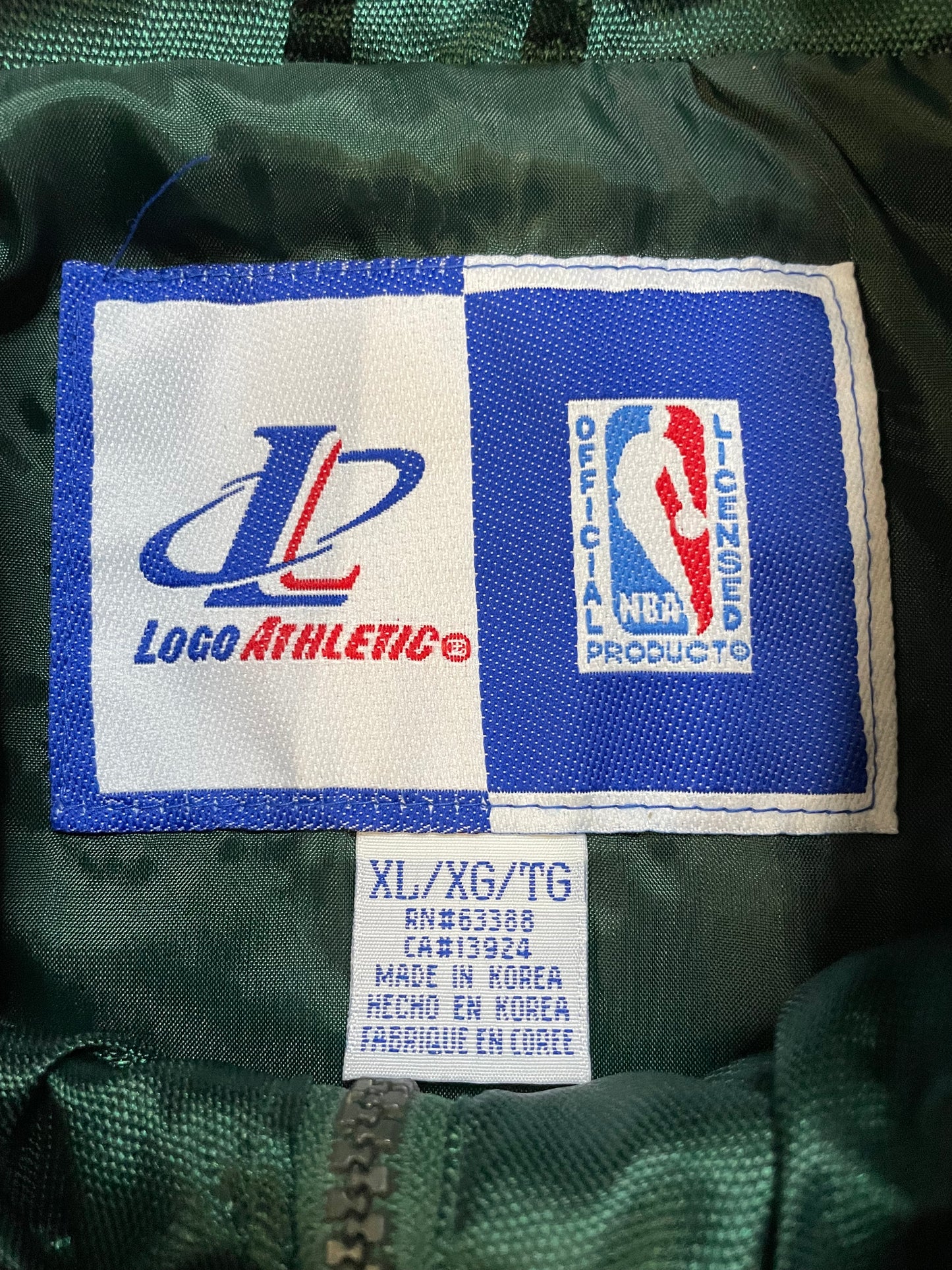 Vintage 1990s Seattle Sonics embroidered zip up jacket
