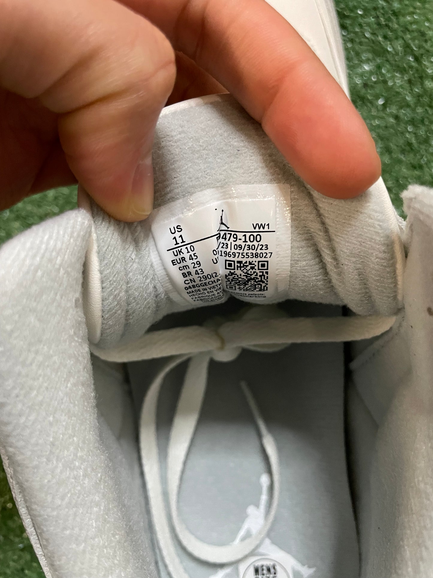 Air Jordan 3 craft ivory