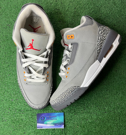 Jordan 3 cool grey size 9men/10.5women