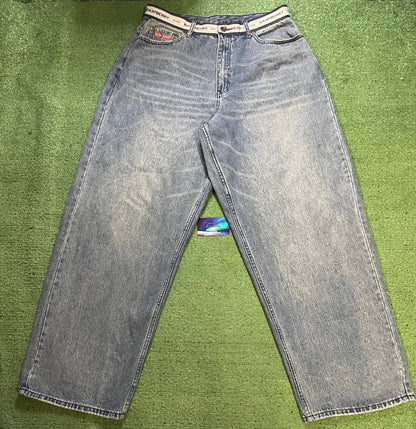 GV Gallery Raspberry Hills baggy denim jeans