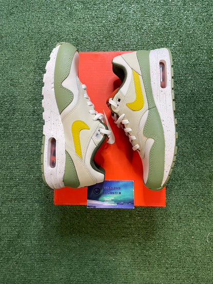 Nike air max 1 ready play size 4.5youth/6women