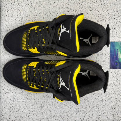 Jordan 4 Thunder 10.5 Men “Preowned”