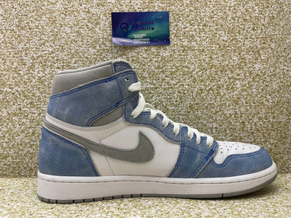 Jordan 1 High Hyper Royal 10 Men/11.5 Women “Preowned”