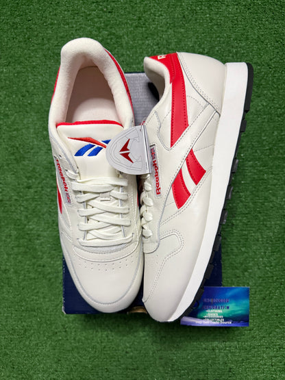 Reebok Classic Leather Sneaker Chalk Vector Red