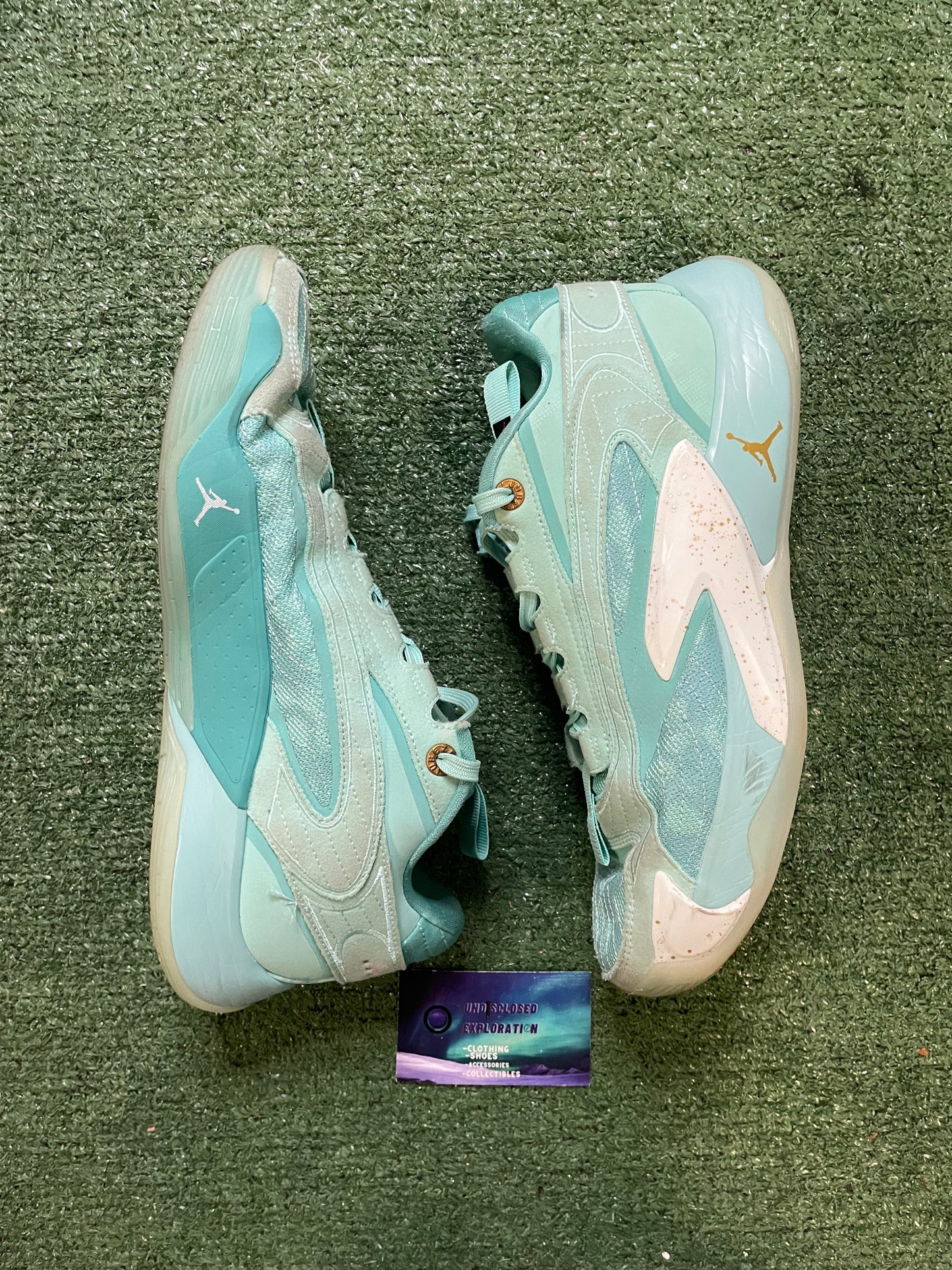 Jordan 2 Luka matador size 10men/11.5women