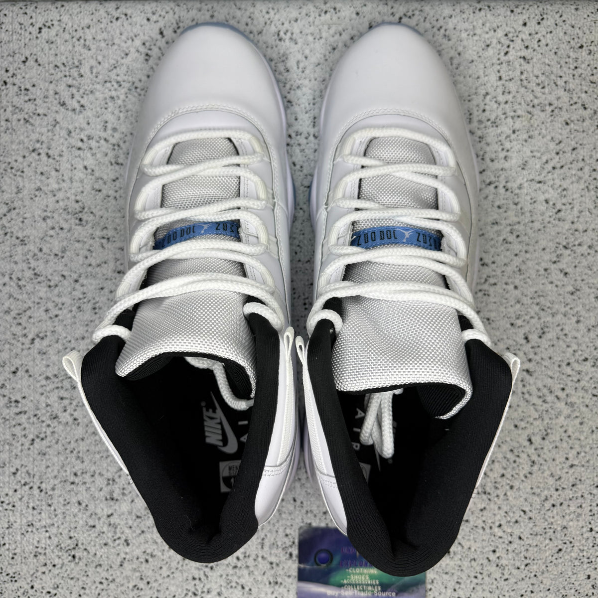 Jordan 11 Legend Blue