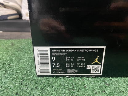 Air Jordan 5 10th Anniversary wings size 7.5men/9women