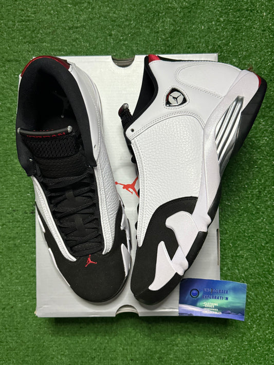 Jordan 14 Black Toe 11.5 Men/13 Women “Preowned”