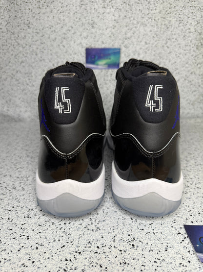 Jordan 11 Space Jam