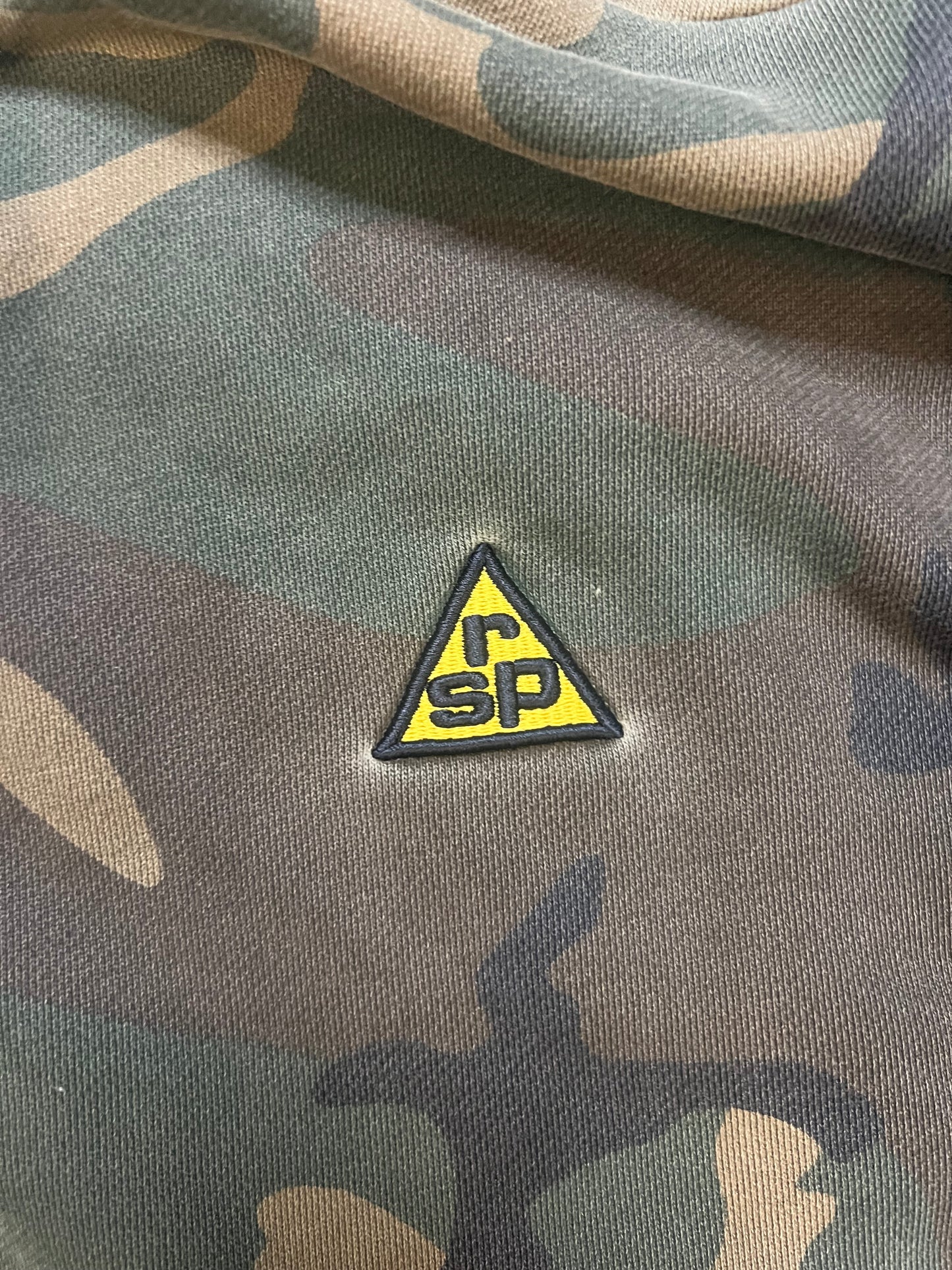 Gv Gallery Raspberry Hills Camo Bunker Zip Up Hoodie