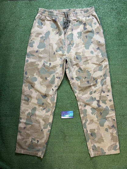 Carhartt WIP camo  pants