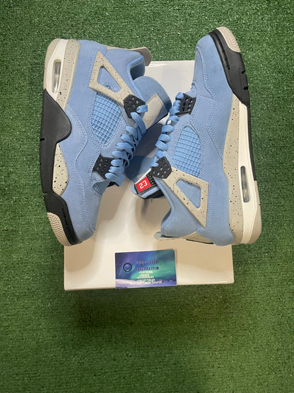 Air Jordan 4 Retro university blue size 8men/9.5women