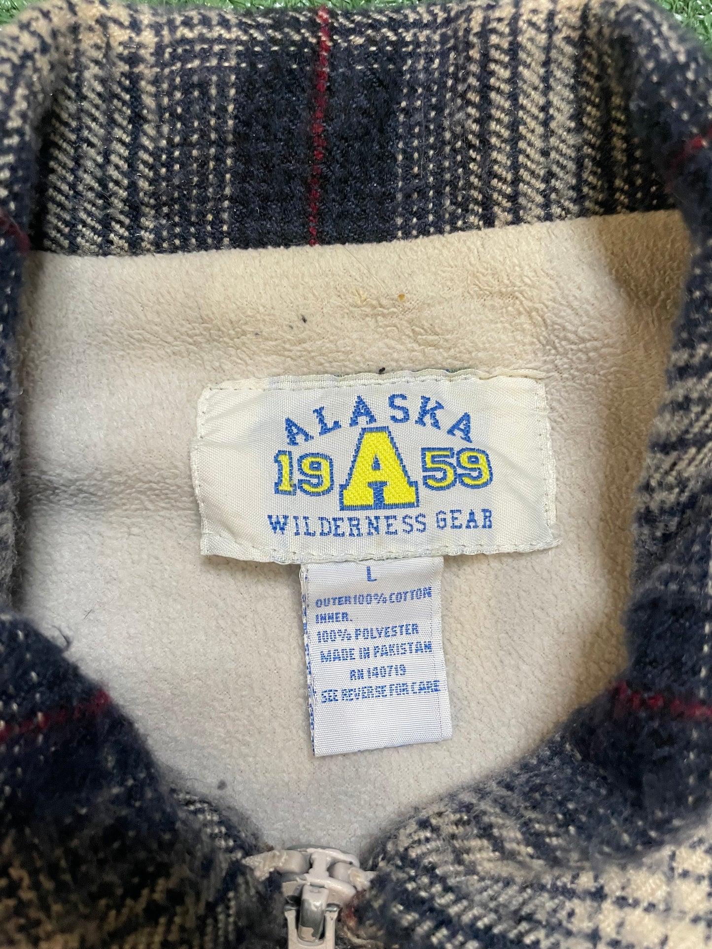 Vintage Alaska Wilderness Gear Sherpa flannel