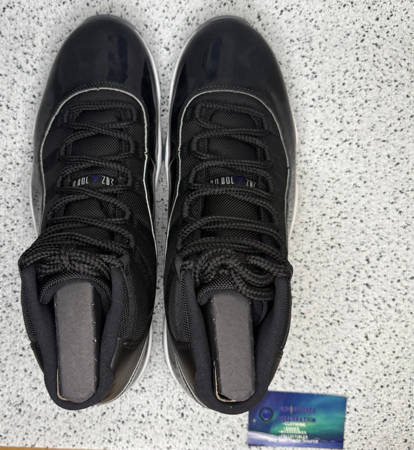 Jordan 11 Space Jam