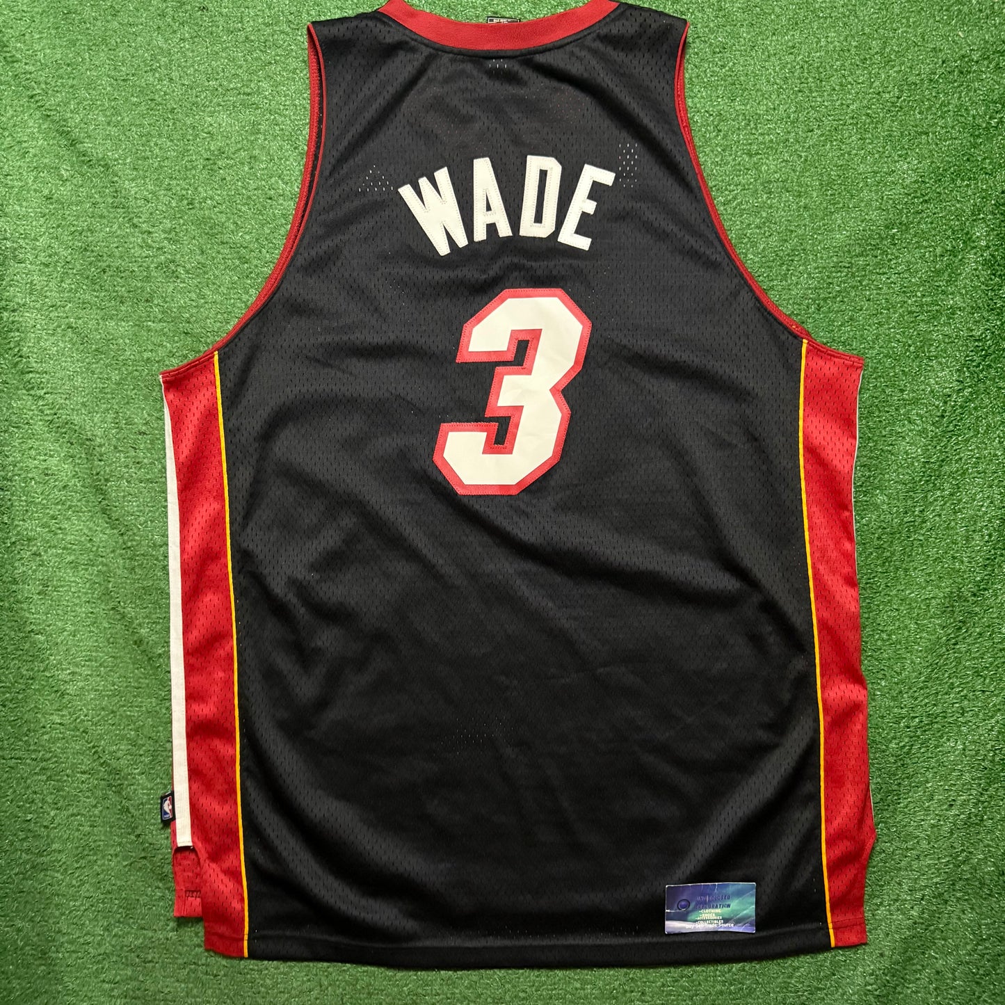 Vintage Miami Heat Dwyane Wade Jersey