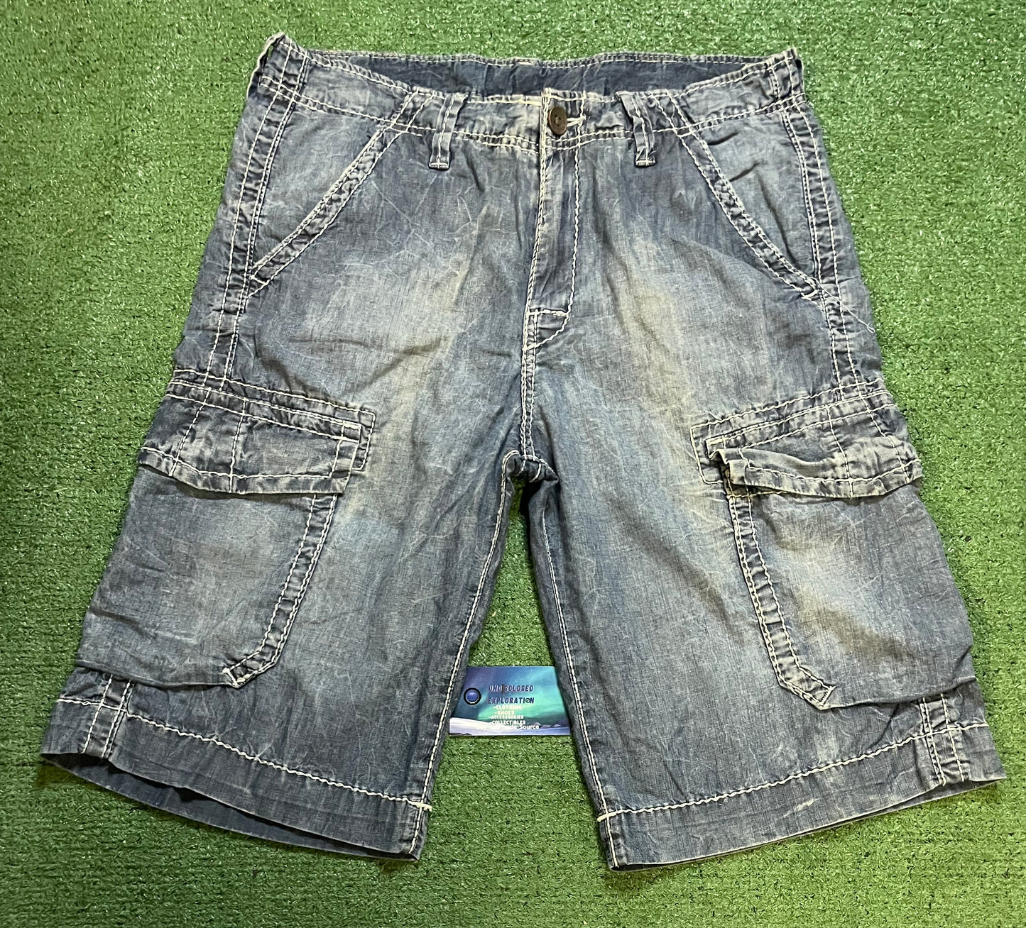 True Religion light wash Jean cargo shorts