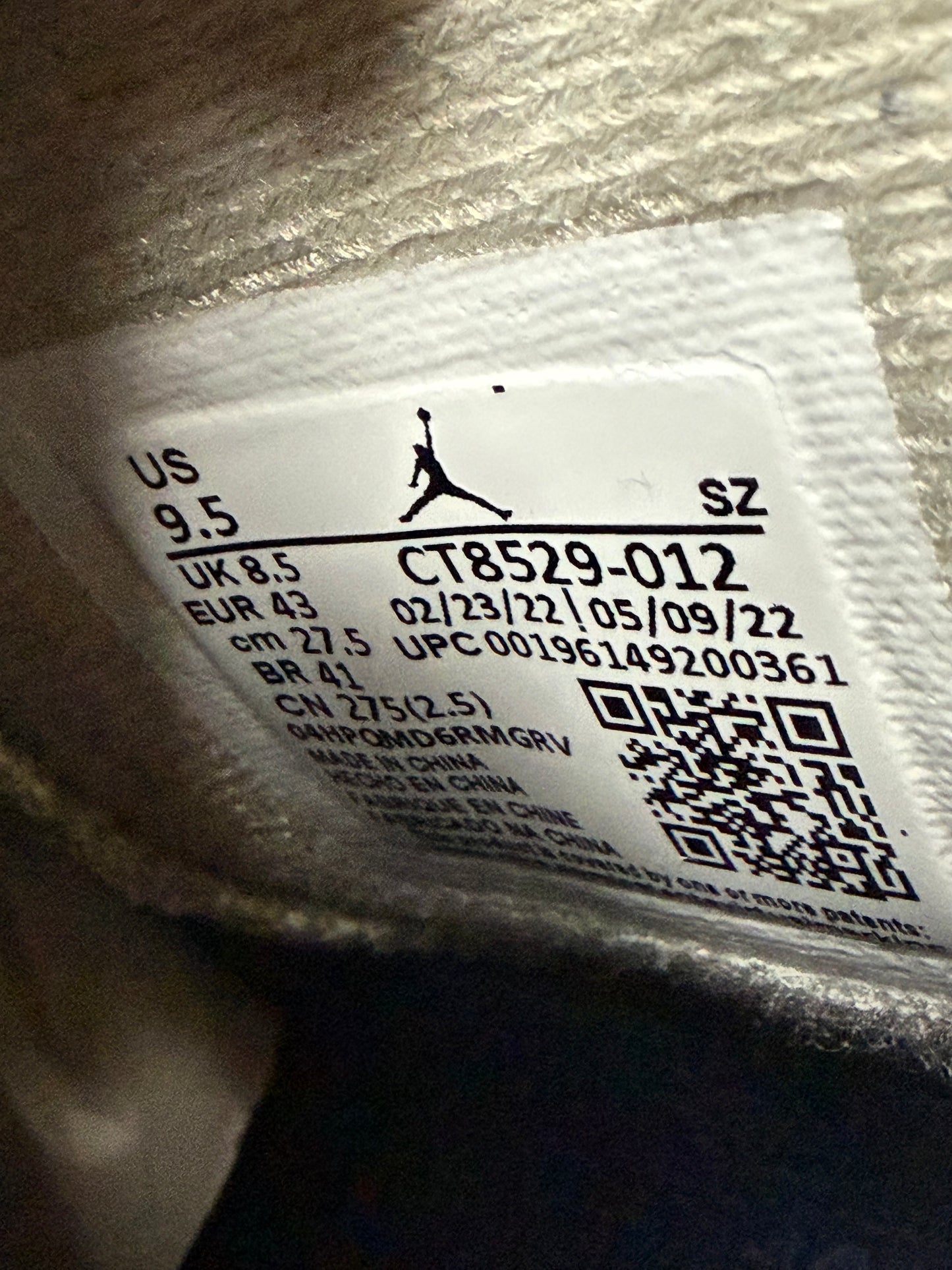 Jordan 6 Georgetown 9.5 Men/11 Women “Preowned”