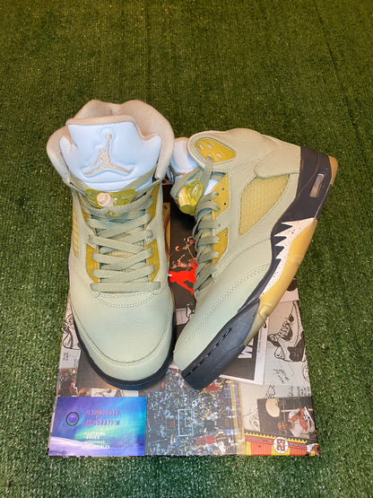 Jordan 5 jade horizon size 9.5men/11women