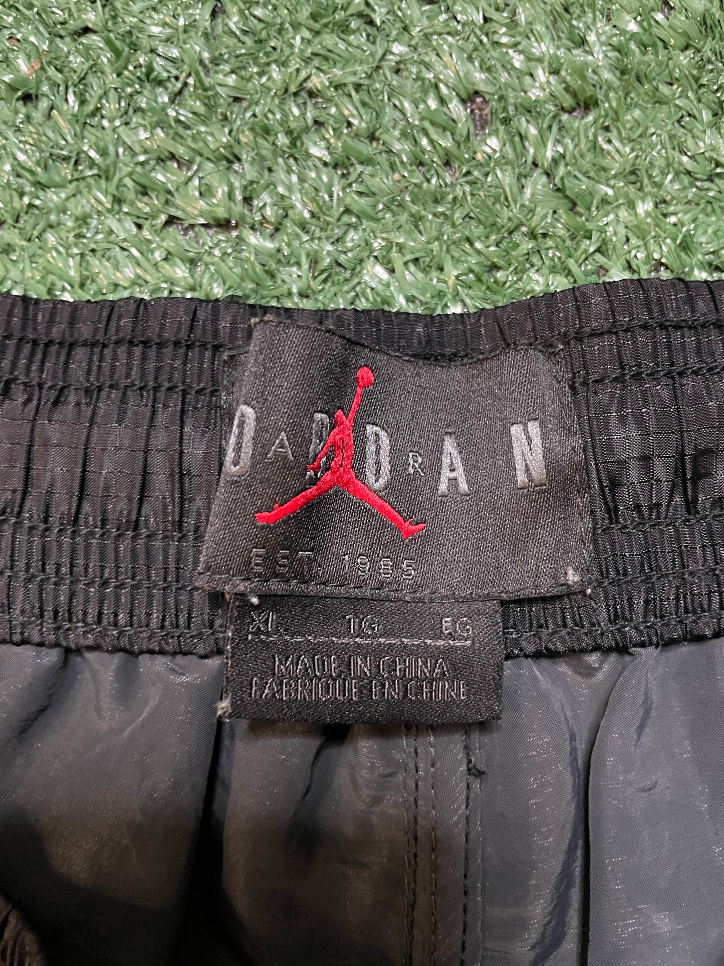 Air Jordan X  Off-White woven pants