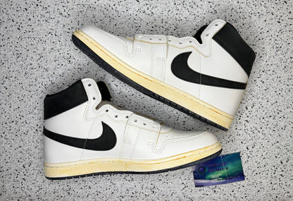 Jordan Air Ship A Ma Maniere White Black