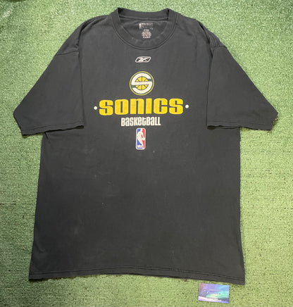 Vintage 2000s Seattle Sonics Reebok tee
