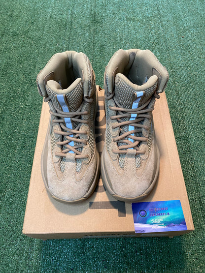 Yeezy desert boot rock size 7men/8.5women